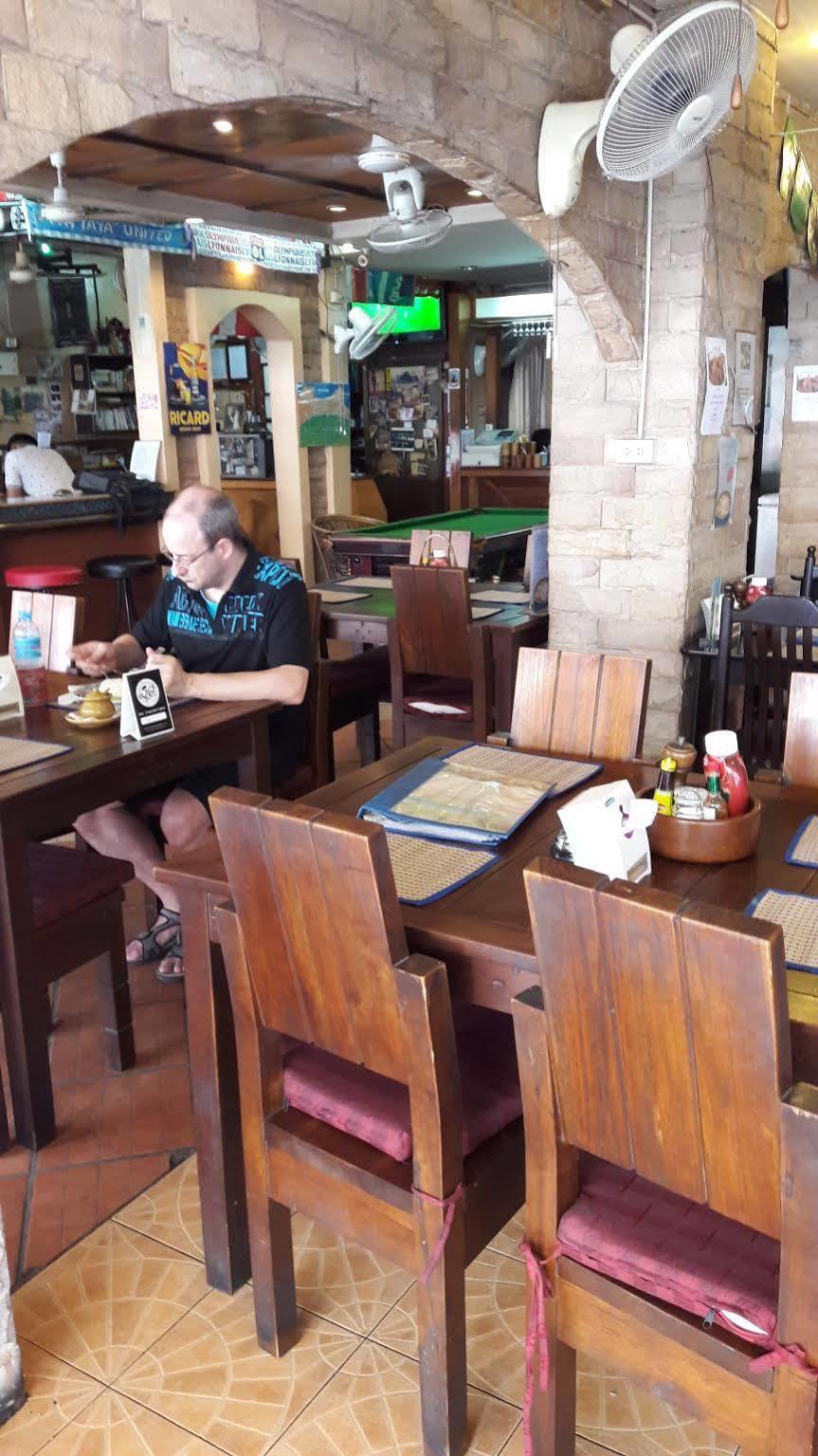 Riviera Beach Pattaya Extérieur photo